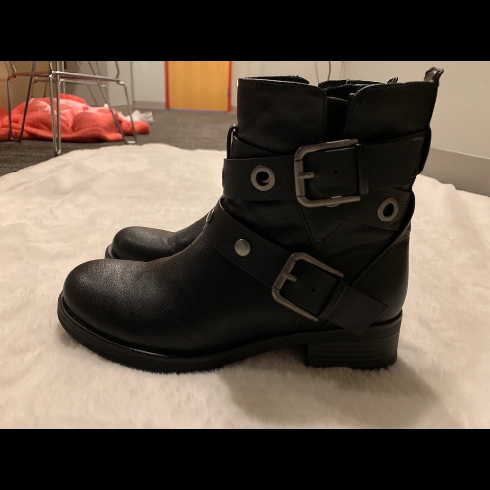 Indigo Rd. Boots